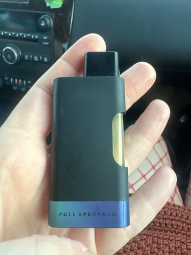 Customer photo review of THC Vape Pen - Blue Dream [Sativa] - 1,000mg CBD, 50mg CBG, 5mg D9