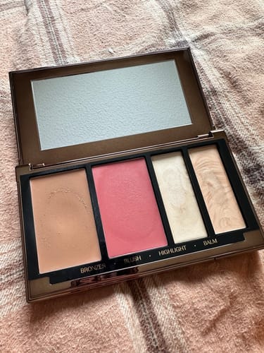 Customer photo review of Mirage Shift Crème Cheek Palette