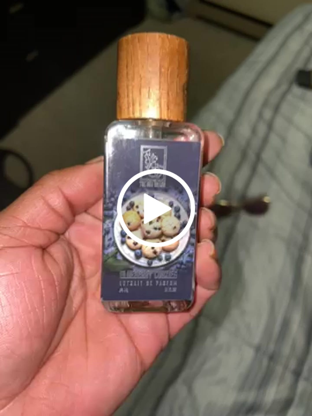 Customer video review of Blueberry Cookies
