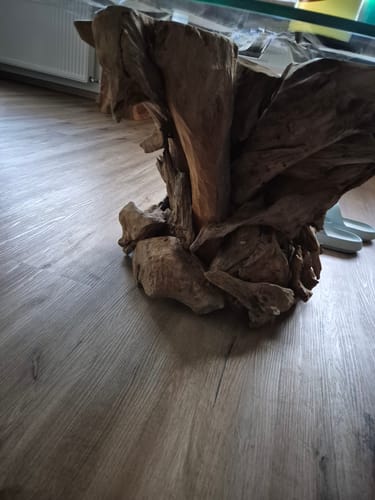 Customer photo review of ExotischerLeben Couchtisch Wurzelholz Couchtisch IKAL – Naturdesign für modernes Wohnen, Glasscheibe Ø 80 cm, Stärke 8mm, gehärtet
