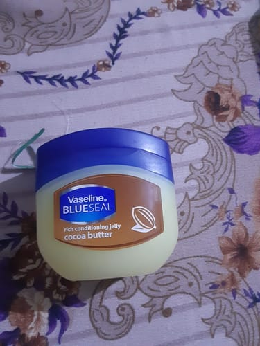 Customer photo review of Vaseline Cocoa Butter Rich Conditioning Jelly 100ml