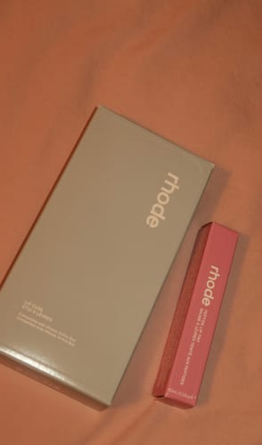 Customer photo review of lip case