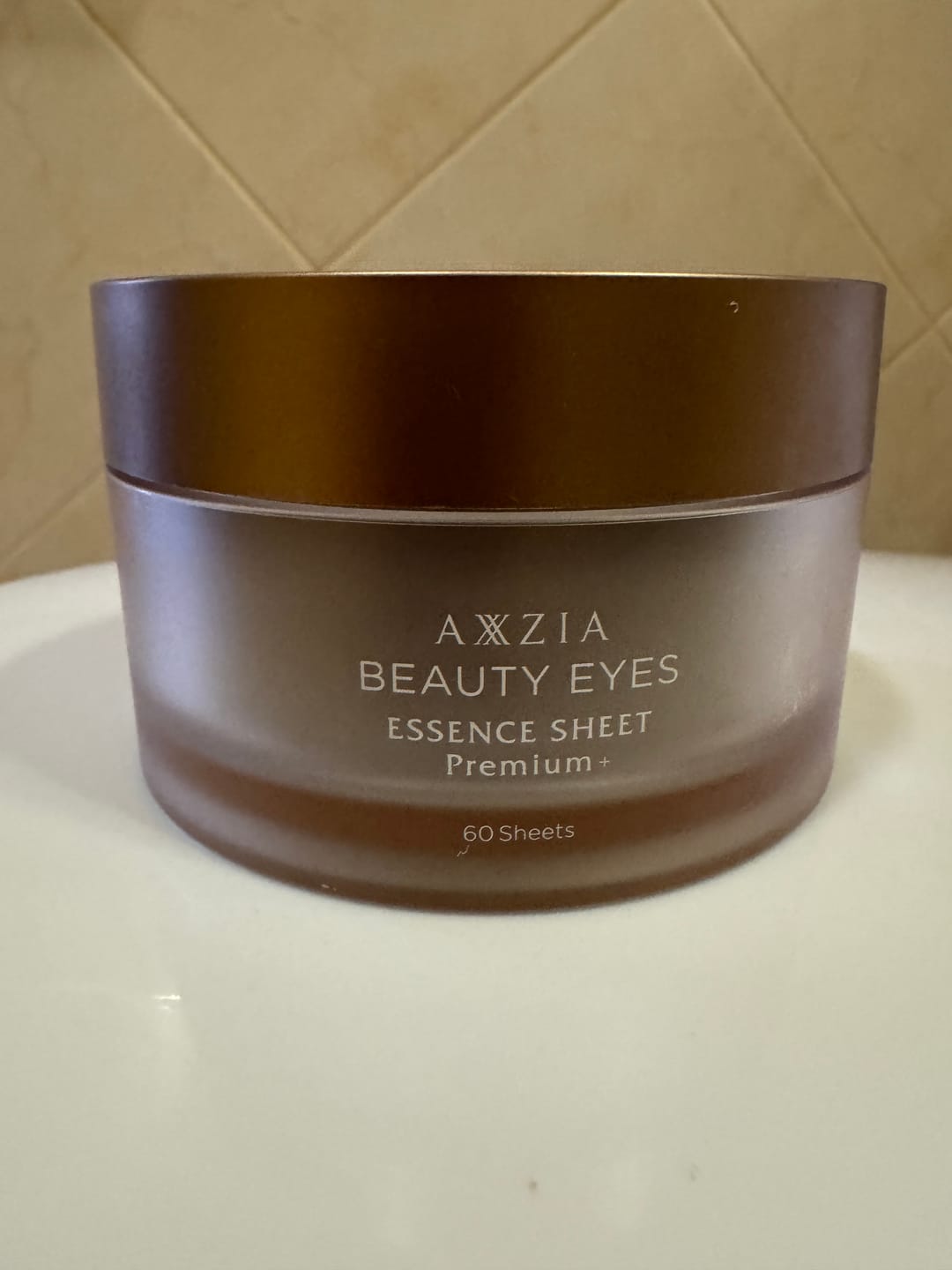 Customer photo review of AXXZIA Eye Masks Essence Sheet Premium +