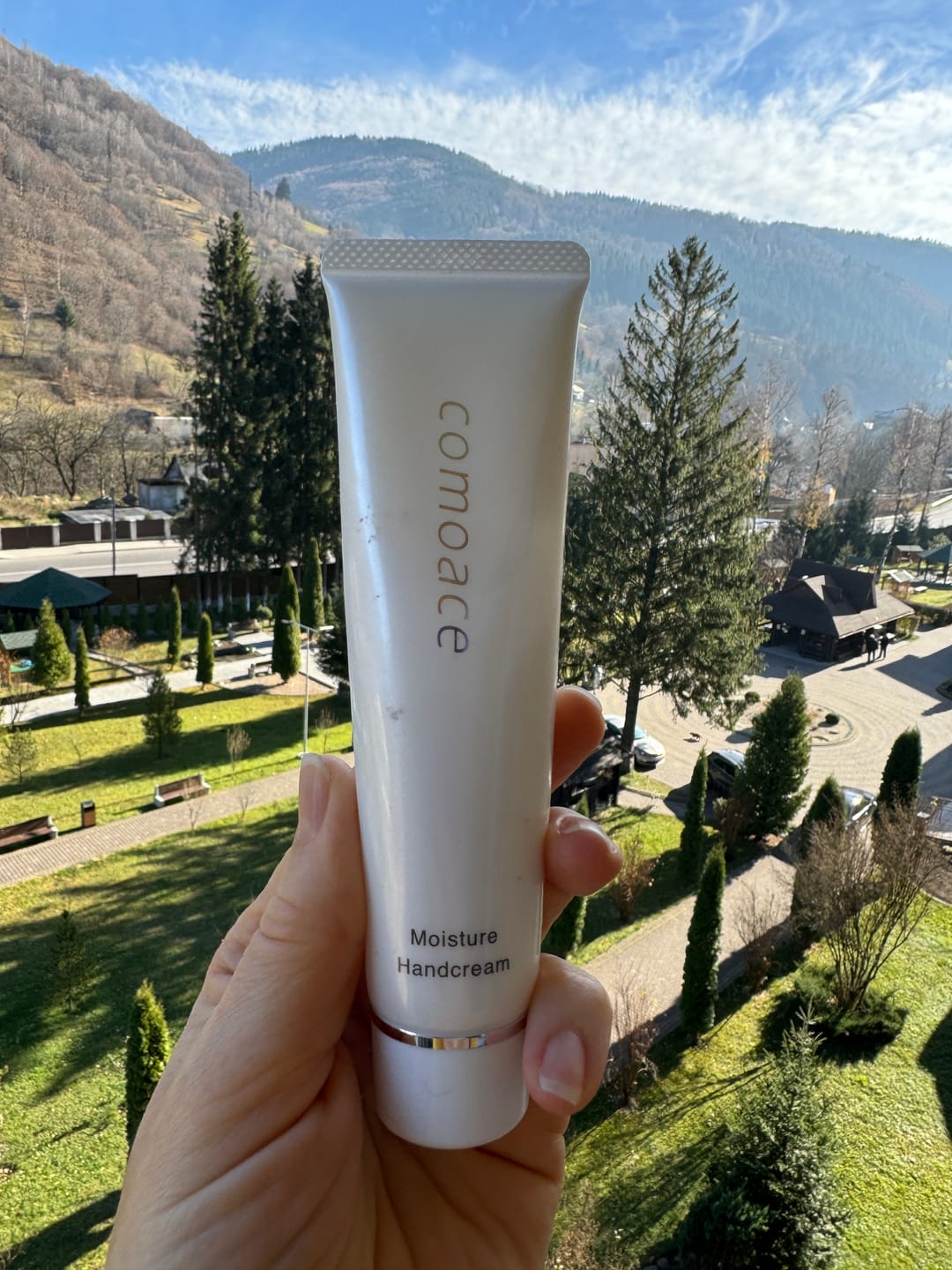 Customer photo review of COMOACE Moisture Hand Cream