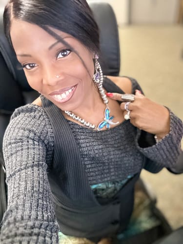 Customer photo review of Long sleeve contrast halter o ring self tie irregular 2 piece crop top - Final Sale