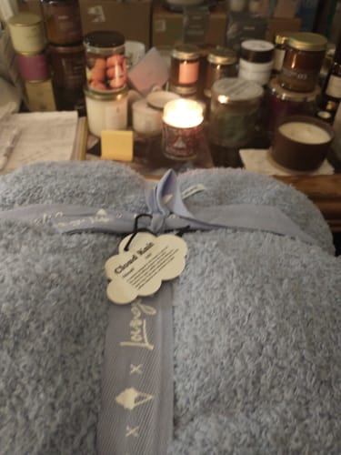 Customer photo review of Cloud Knit Throw Blanket