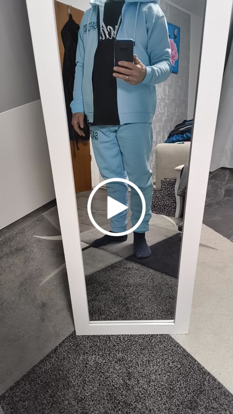 Customer video review of Lifestyle Herren Jogginghose babyblau mit Stickerei by SAEBIS®