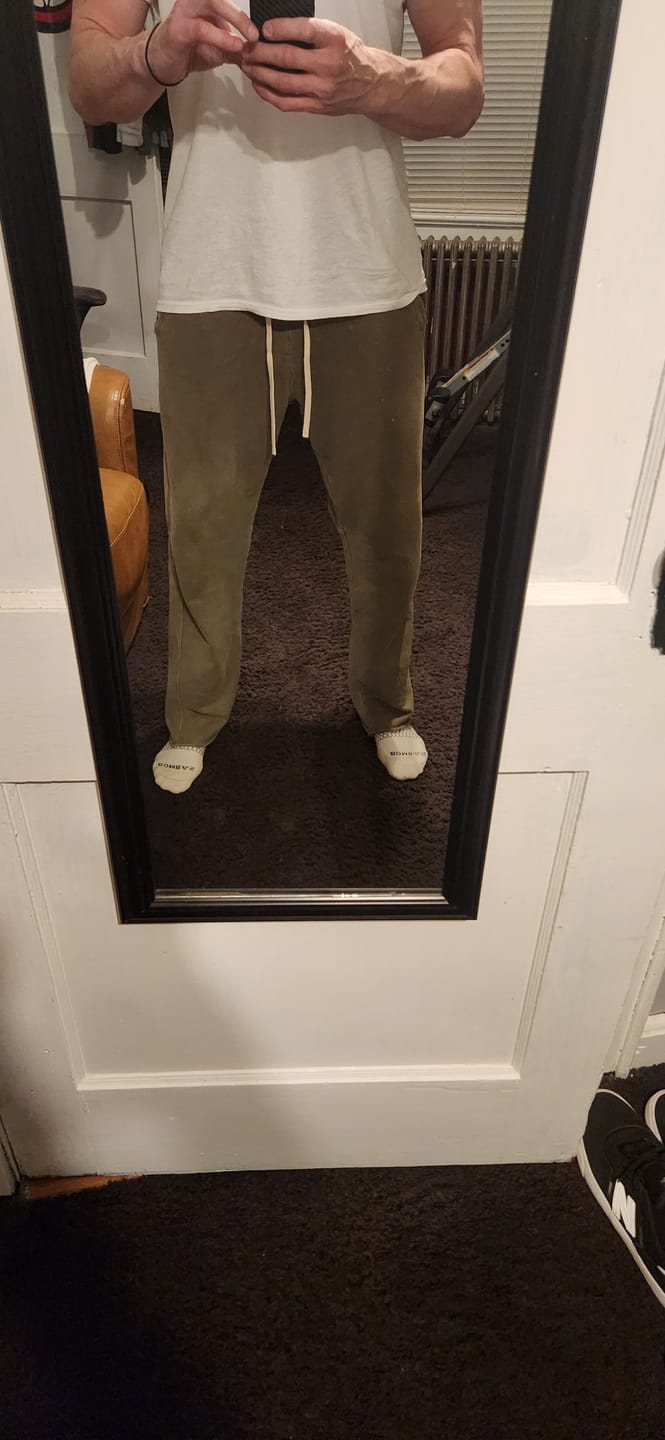 Customer photo review of Raku Pants