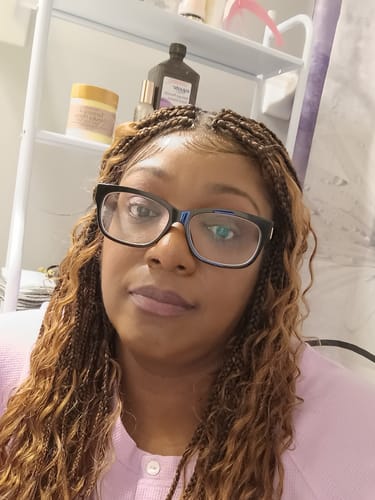 Customer photo review of Glueless 16"-24" Pre Cut HD Full Elastic Lace Lightweight Ready-To-Go Boho Box Braided Wig with Human Hair Boho Curls