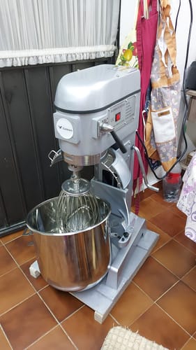 Customer photo review of Batidora Industrial 30lts 3 Velocidades 1500w Acero Inoxidable