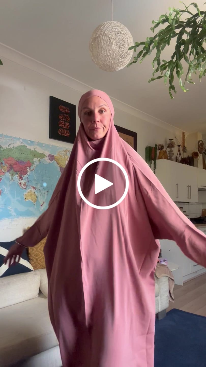 Customer video review of Full Length Prayer Jilbab - Pink