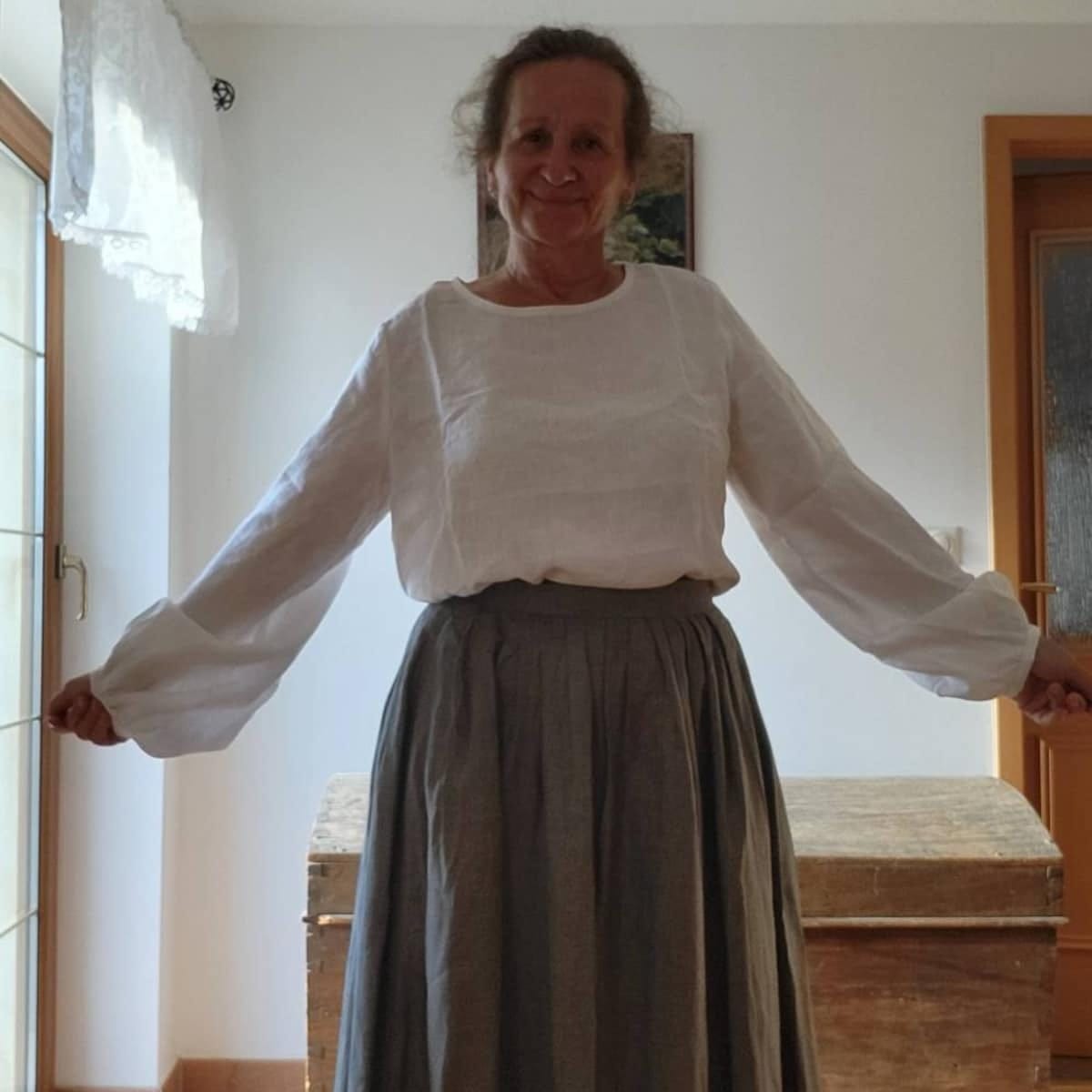 Customer photo review of Linen Blouse with Long Sleeves