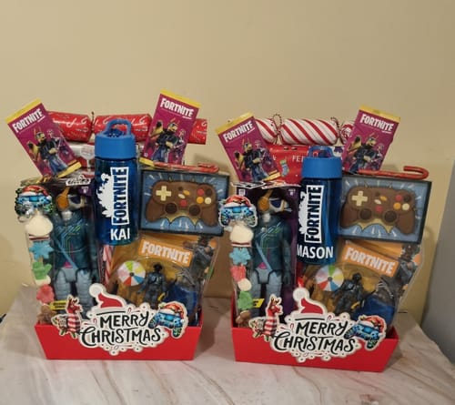 Miss B. review of Decorated Milk Chocolate Game Controller in Gift Box image 1 out of 1