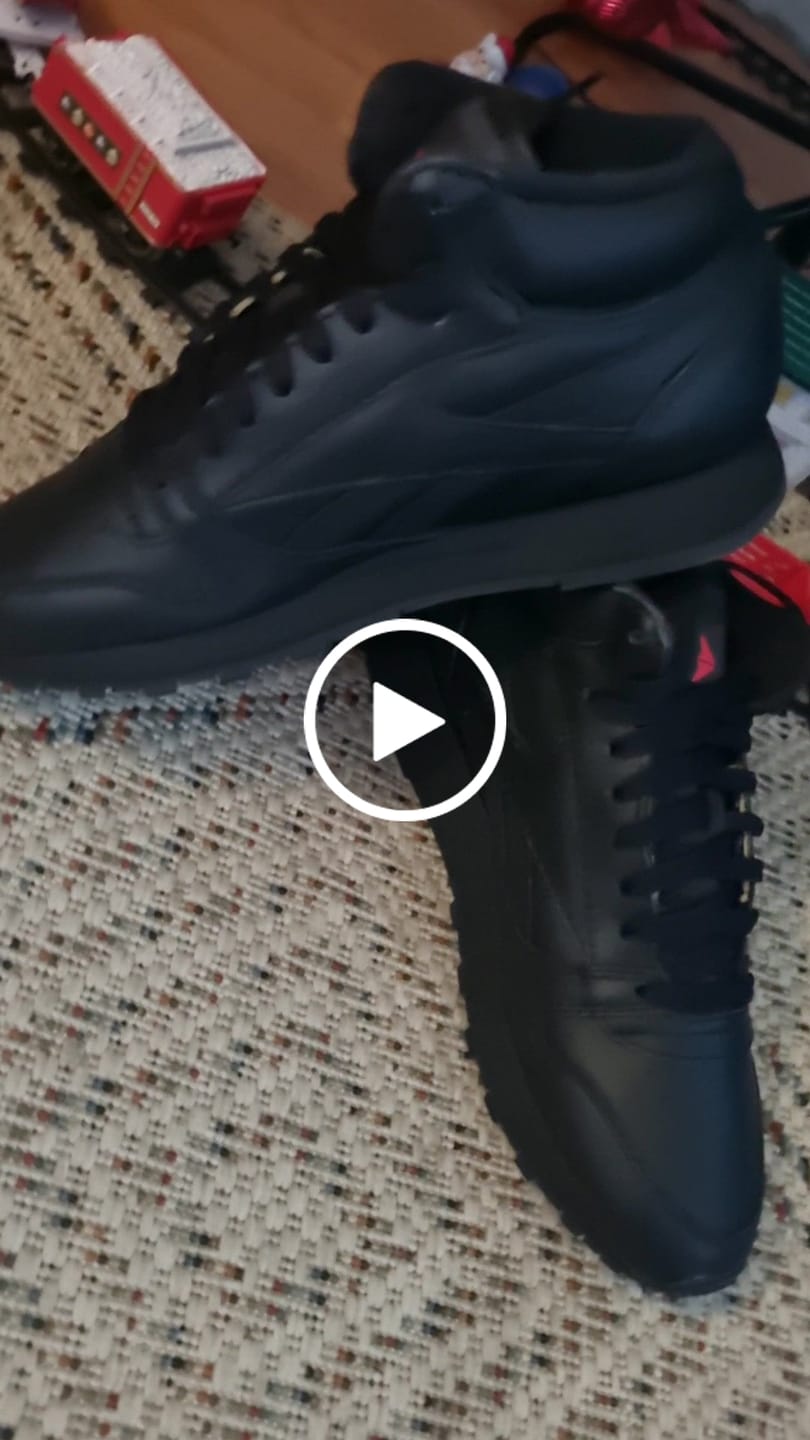 Customer video review of Zapatilla Reebok Classic Leather Mid Hombre Mono Negro