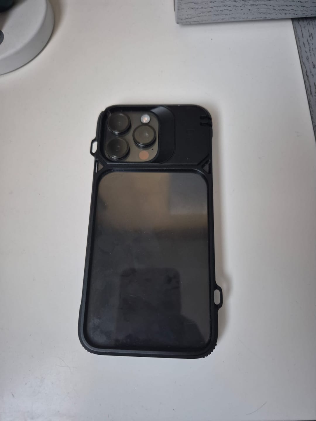Customer photo review of DANGO COVERT CASE FOR IPHONE 15 PRO MAX