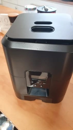 Customer photo review of Automatic Smart Pet Feeder with Timed Quantitative Food Dispenser for Cats and Dogs
