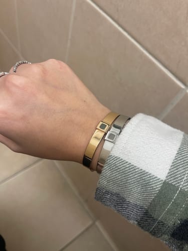Customer photo review of TANAOR Bangle