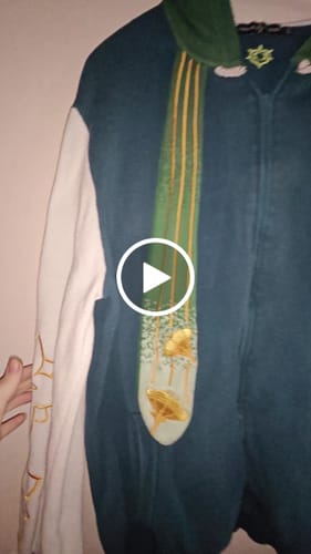 Customer video review of Genshin Zipper Hoodie [In-Stock]