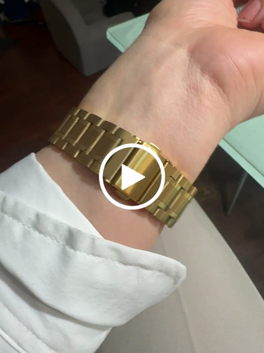 Customer video review of Kyra Metal Strap