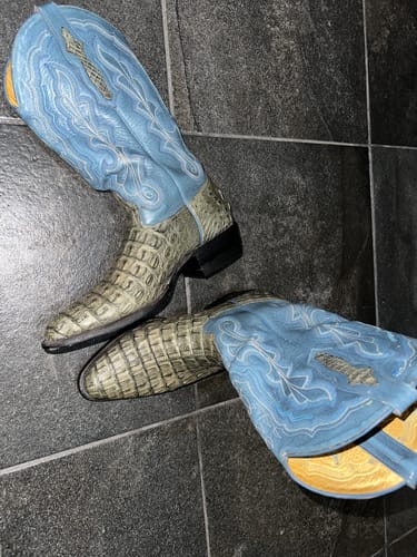 Customer photo review of Pintura Angelus Flat black (tono matte)