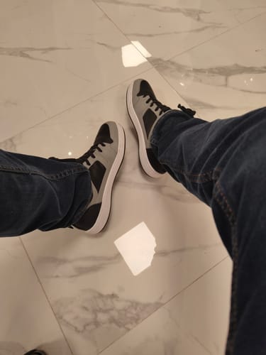 Customer photo review of Tenis Urban Court Men