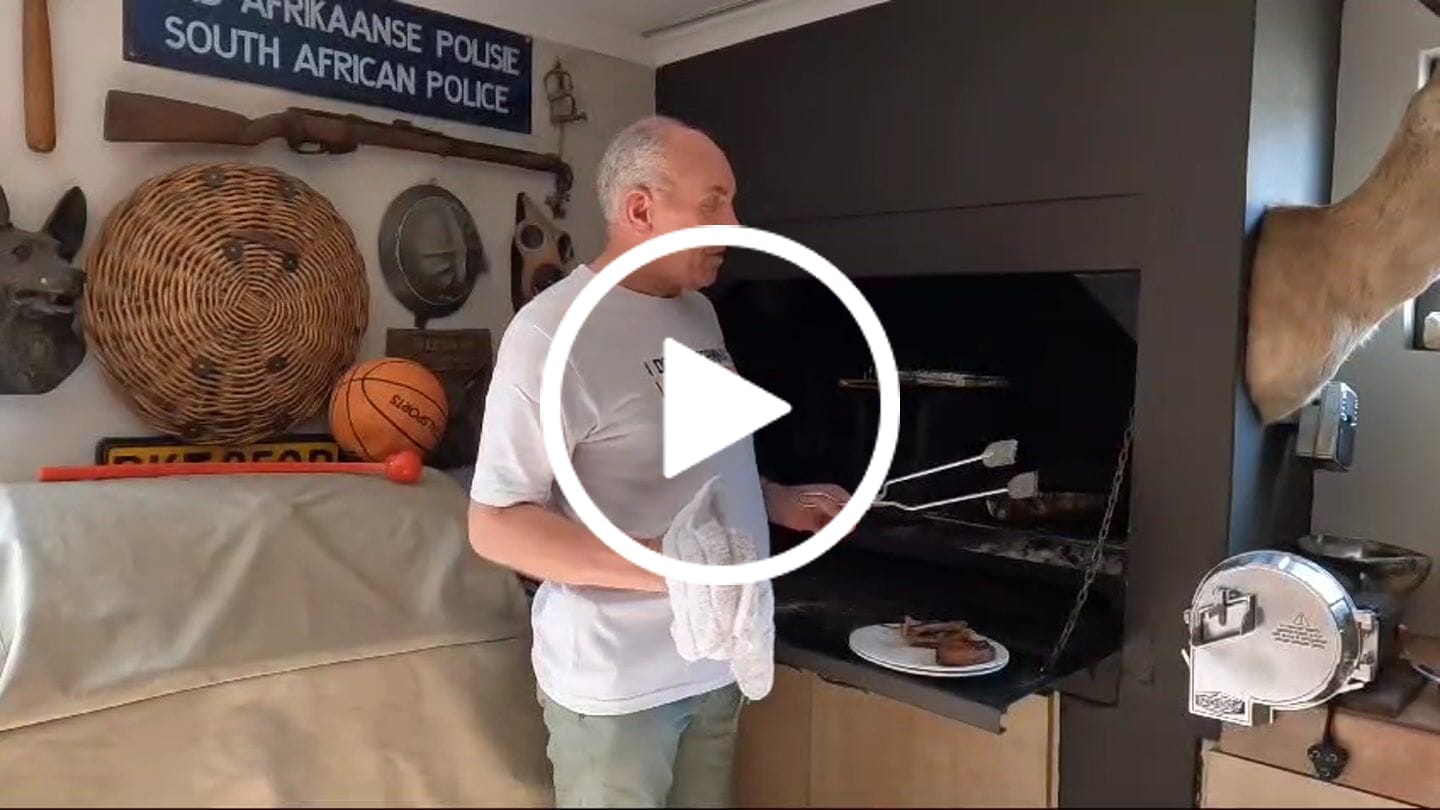 Customer video review of Rolling Braai Basket