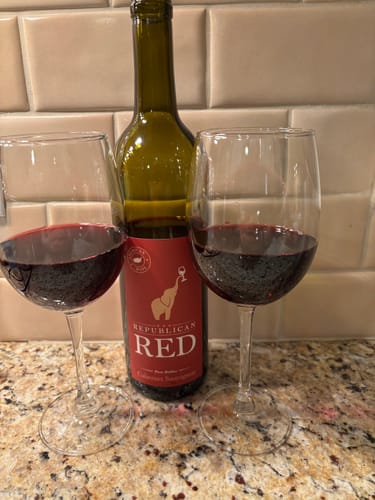 Customer photo review of Pinot Noir '45 + 47'