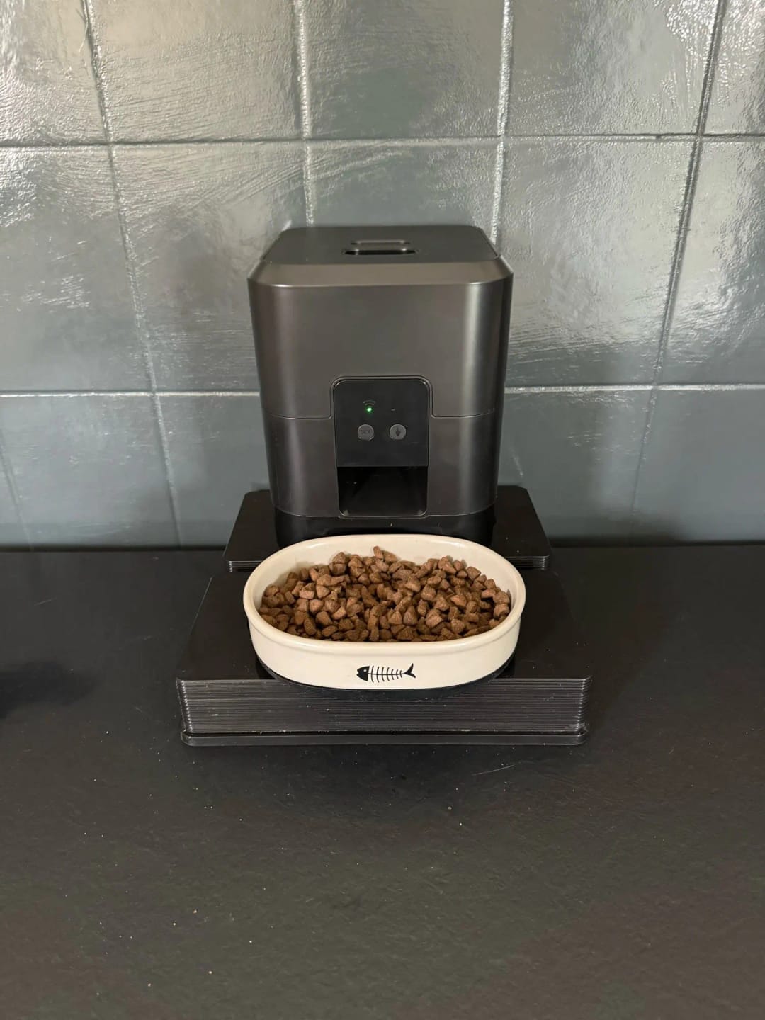 Customer photo review of Automatic Smart Pet Feeder with Timed Quantitative Food Dispenser for Cats and Dogs