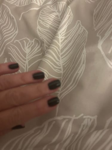 Customer photo review of CND™ Vinylux™ Gel-Like Effect Top Coat 15ml