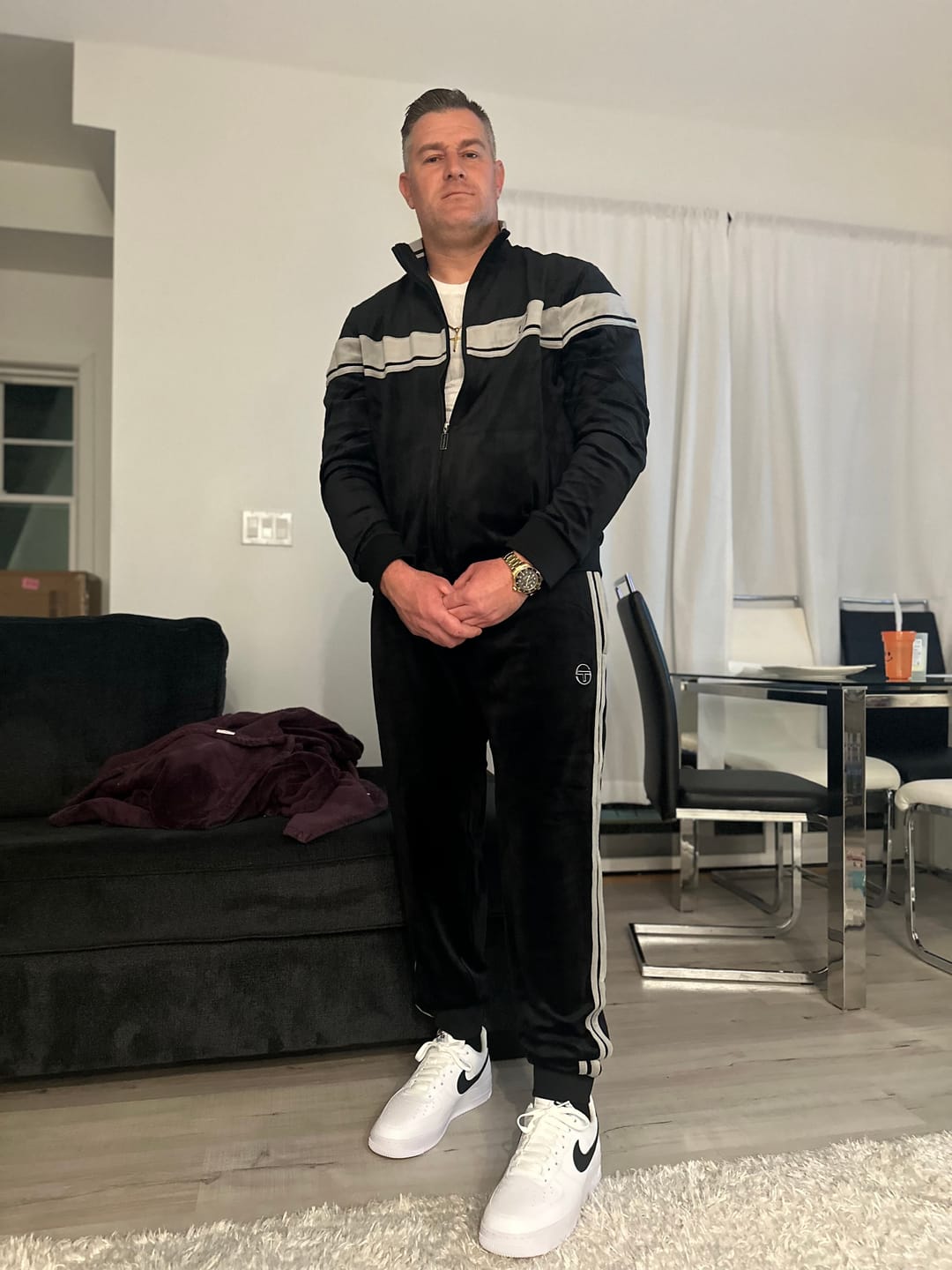 Customer photo review of Damarindo Velour Track Jacket- Black Beauty