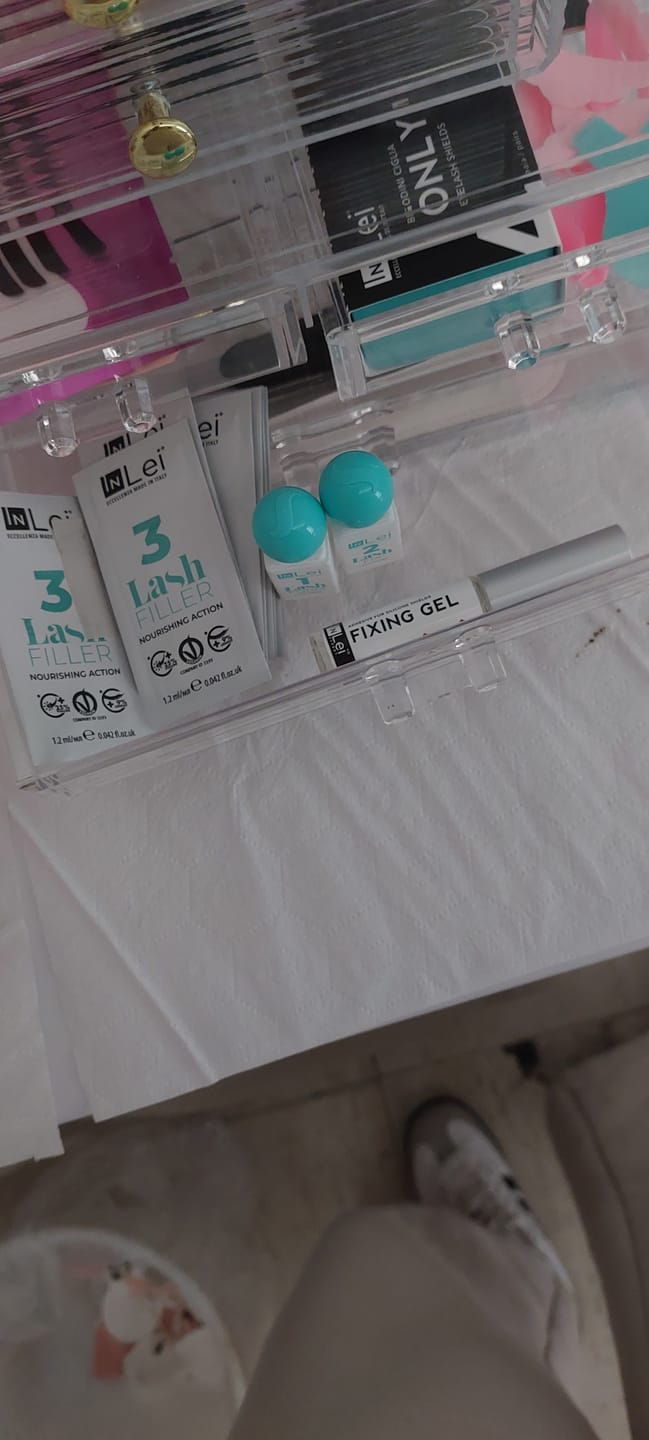 Customer photo review of Pegamento de lifting de pestañas y cejas "Fixing Gel Inlei®" 5ml