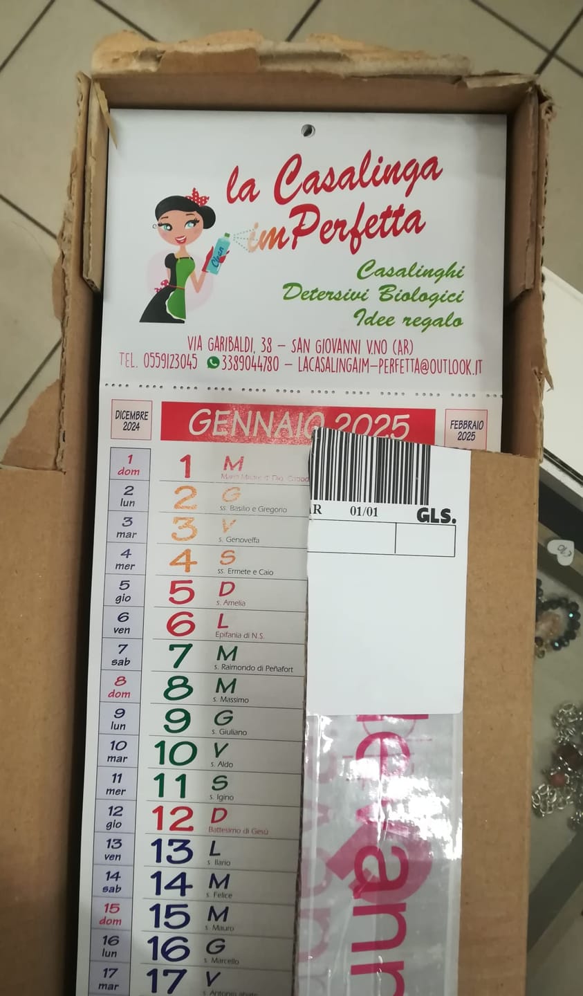 Customer photo review of Calendario Slim