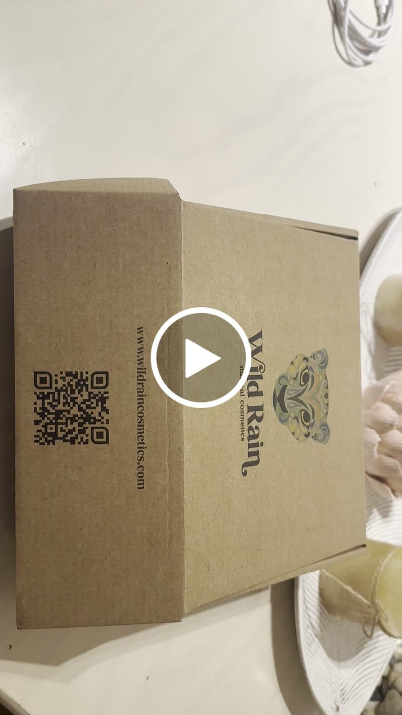 Customer video review of Contorno de ojos Hanna