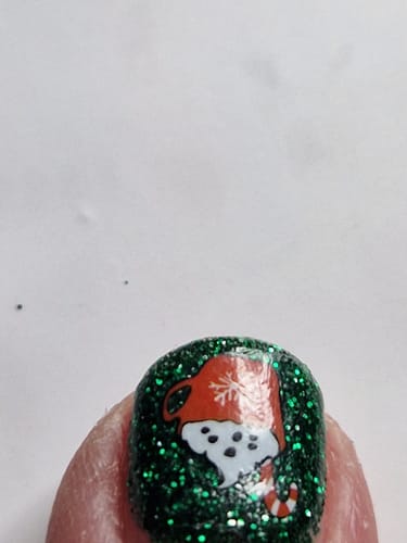 Customer photo review of Deep Forest Glamour Dipping Powder