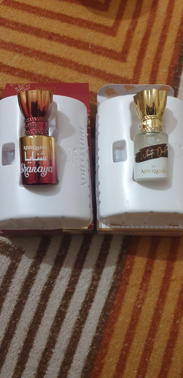 Customer photo review of 2 Pcs Attar Set Shanaya And White Oudh 5.5 Ml Each
