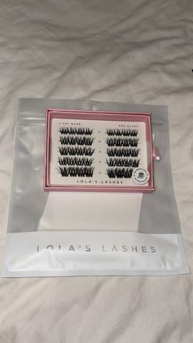 Customer photo review of Bold Definition Pre-Glued Lashes