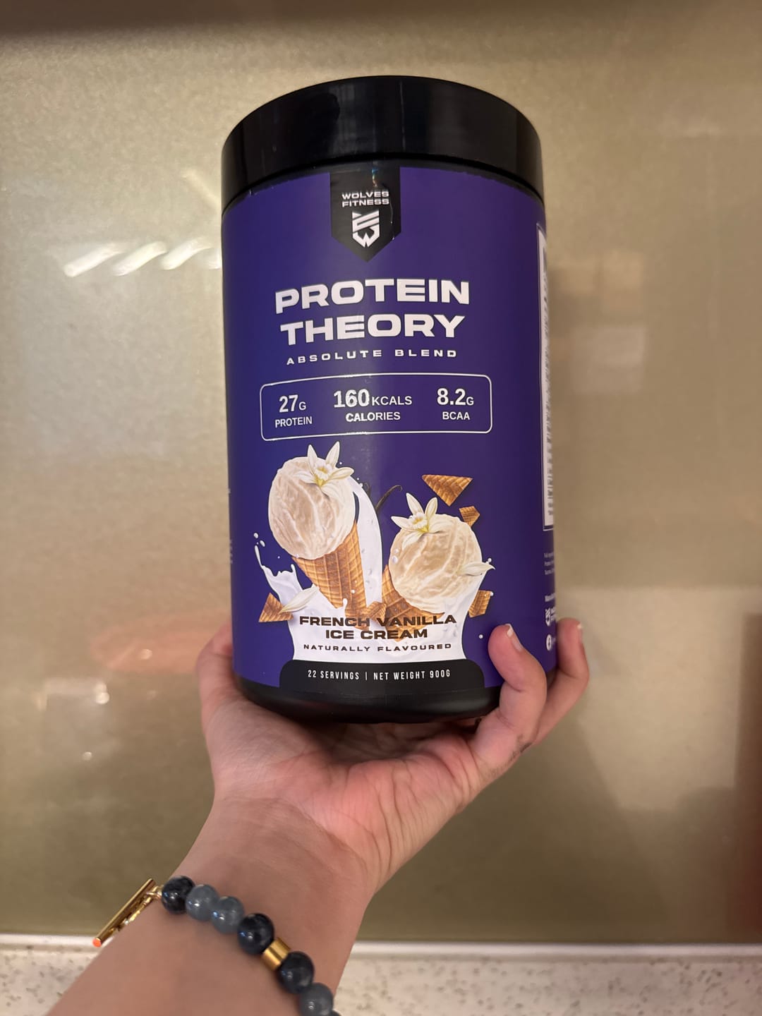 Customer photo review of [900g Tub] PROTEIN THEORY - Absolute Blend (FRENCH VANILLA ICE CREAM)