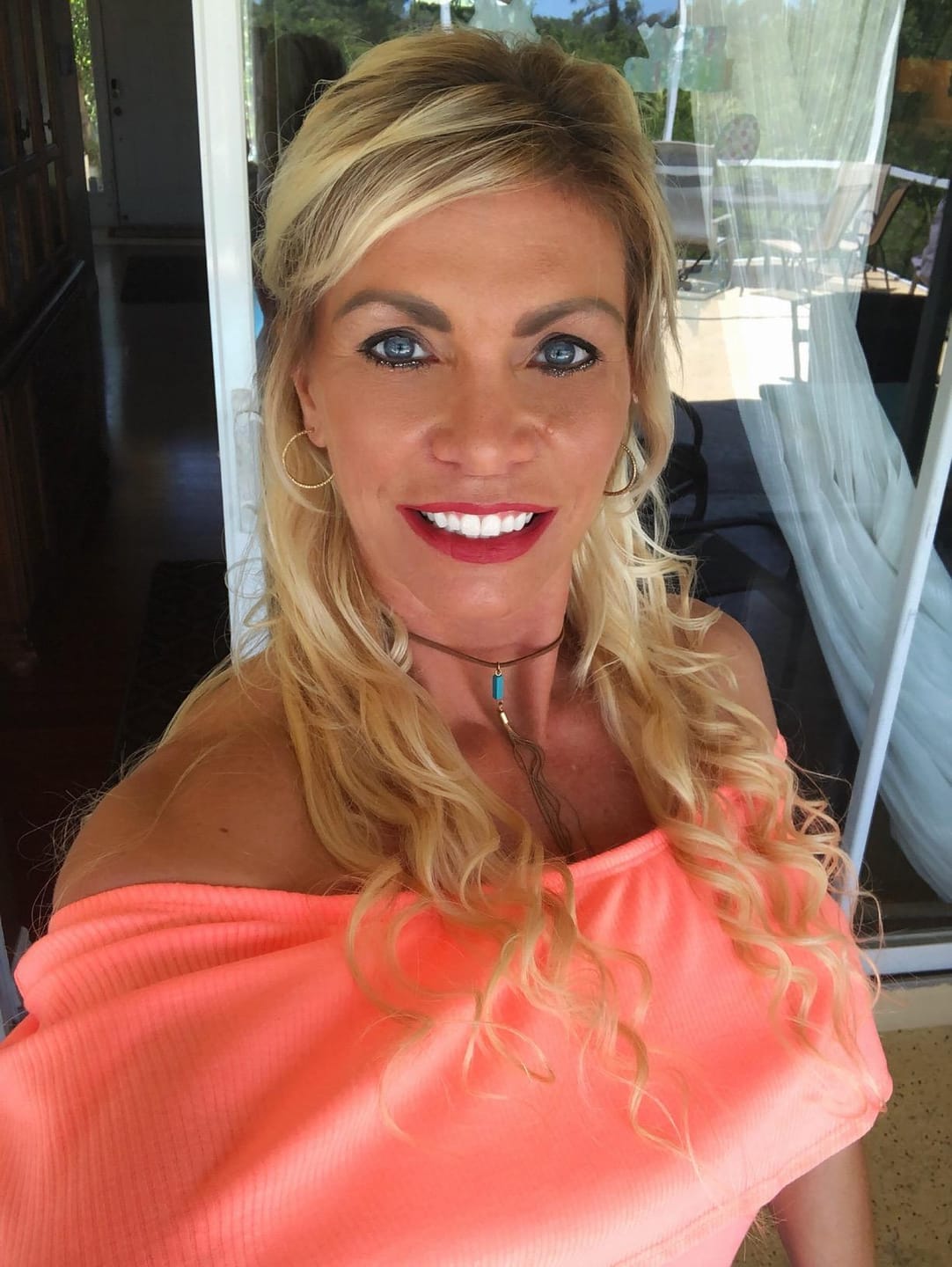 Customer photo review of Seamless Tape in Hair Extensions Best Virgin Hair Lightest Blonde #60