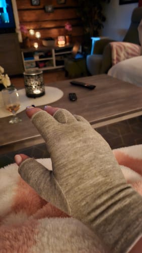 Customer photo review of BambuSleeve™ Kompressionshandskar