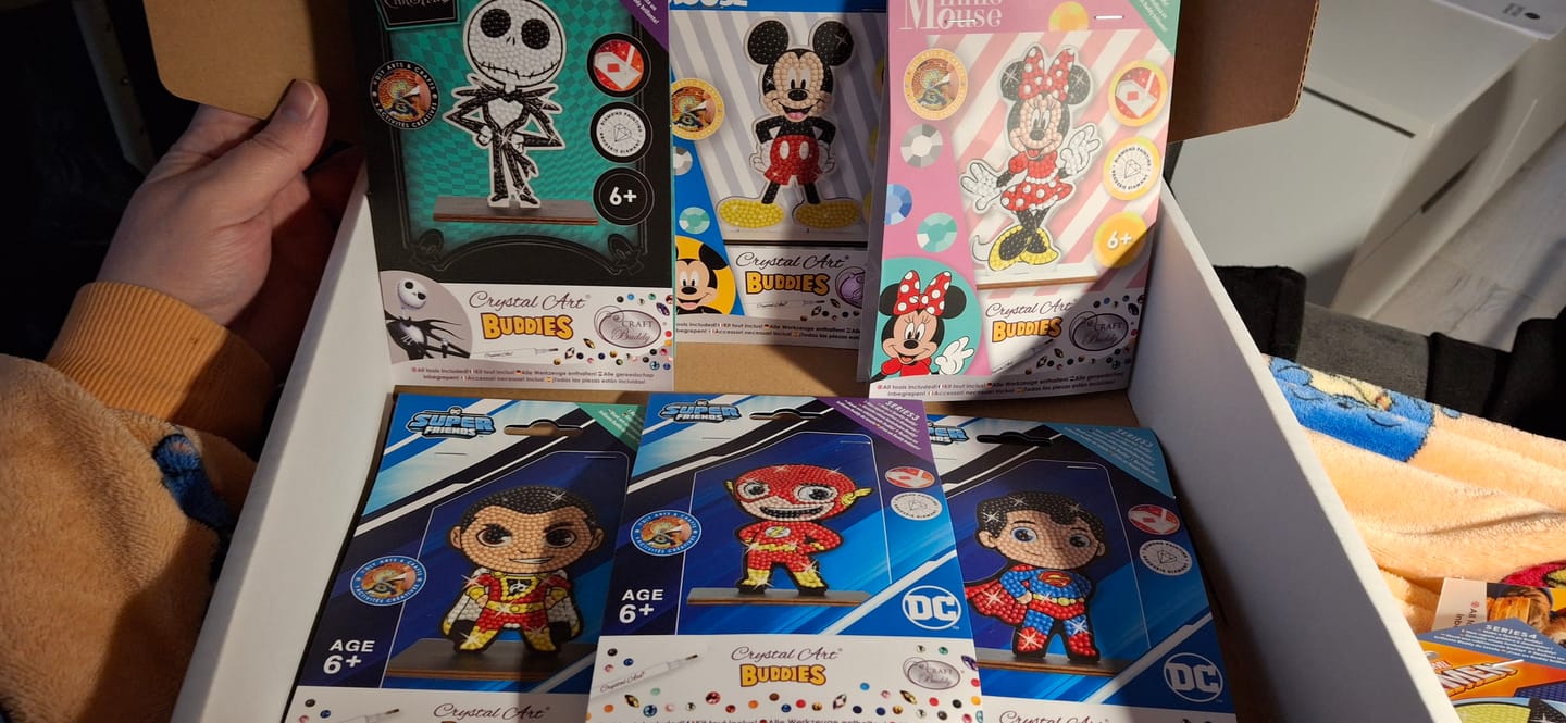 Customer photo review of "Superman" Crystal Art Buddies DC Series 3
