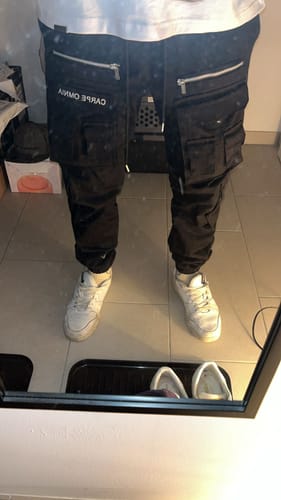 Customer photo review of Essentials V2 Cargo Pant Black