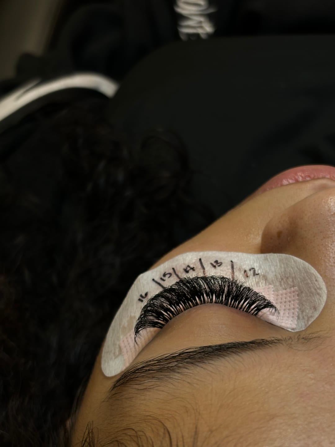 Customer photo review of Veyes Cashmere Luxe Lashes