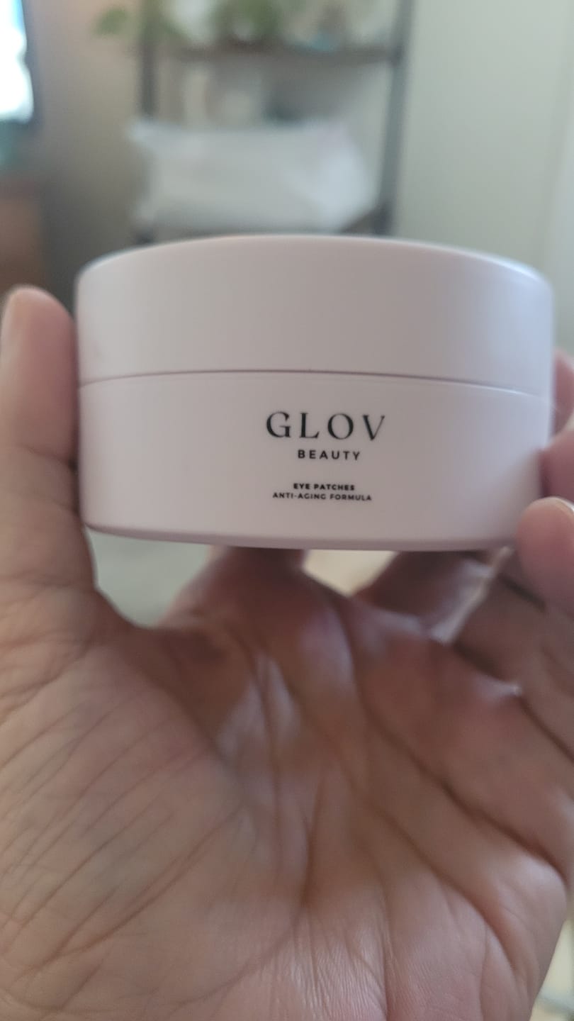 Customer photo review of Glov Intense Rejuvenation Eye Gel Patches