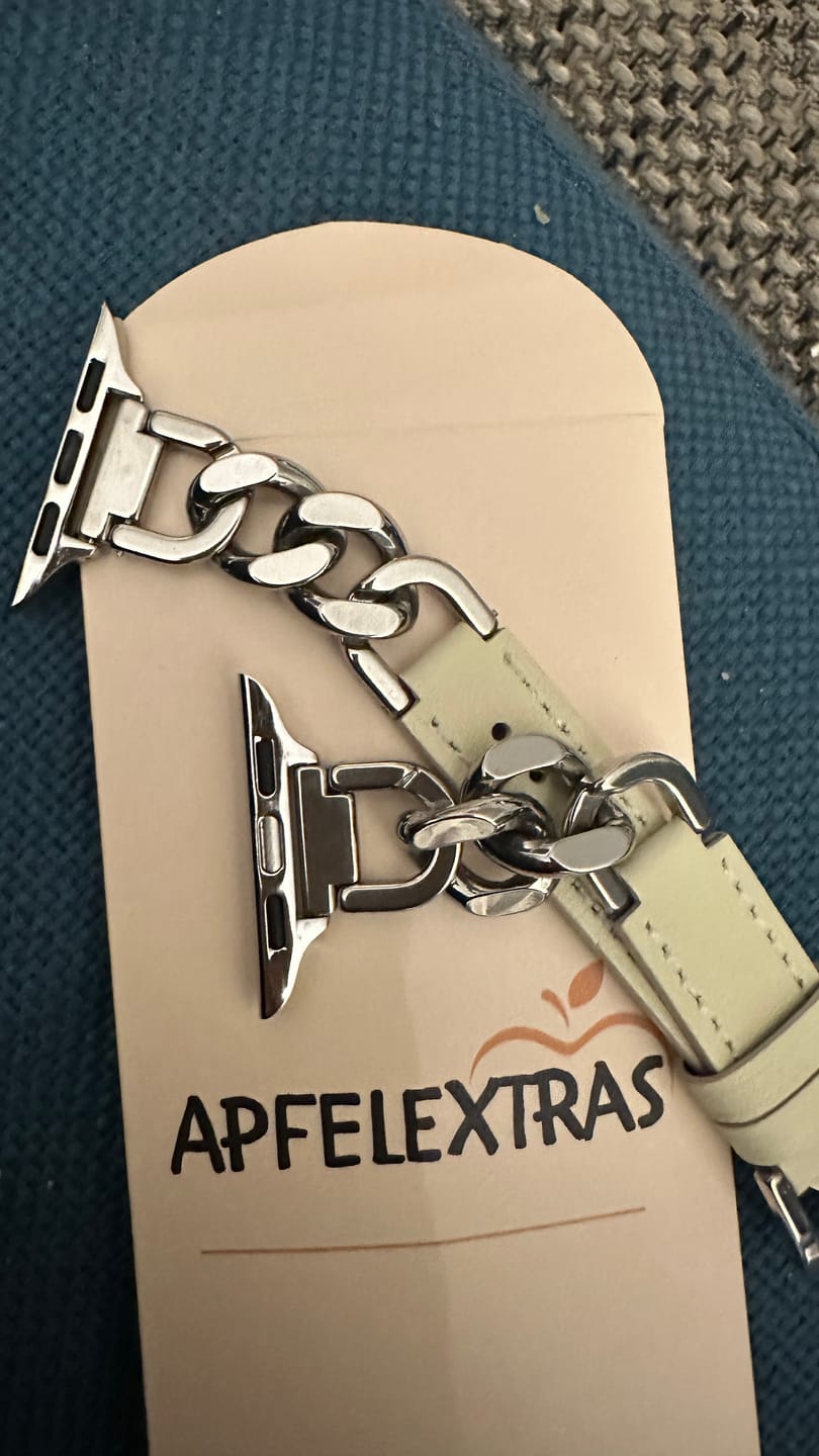 Customer photo review of Apple Watch Lederarmband "Jade"