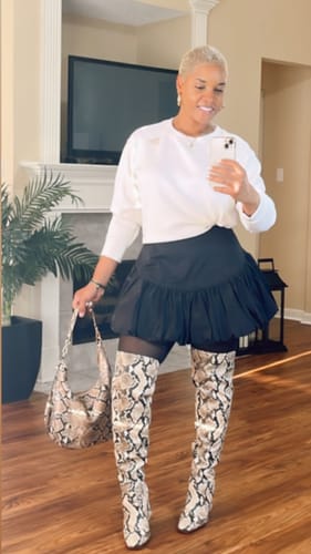 Customer photo review of Elastic Waist Mini A-Line Skirt