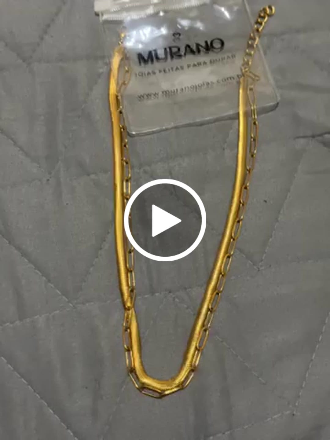 Customer video review of Mix Colar Antonela Banhado em Ouro 18k