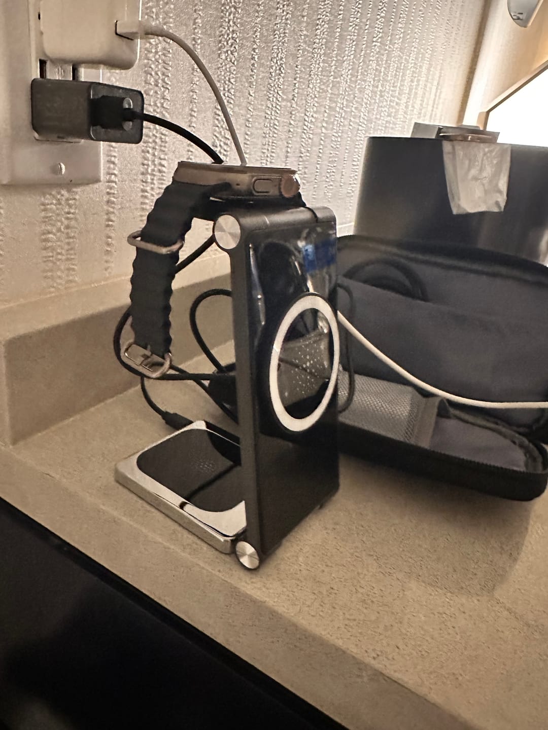 Customer photo review of PASSPORT - WIRELESS CHARGING STATION