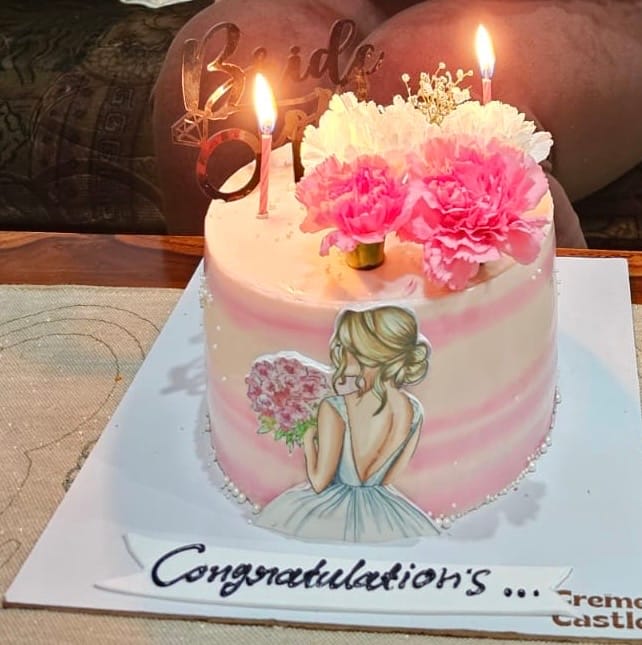 Customer photo review of Floral Bride to be Cake