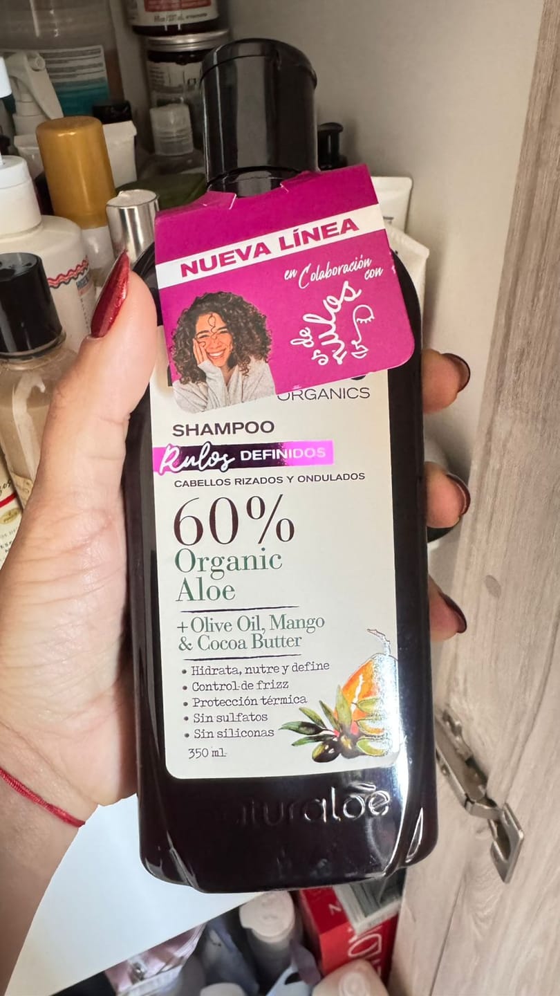 Customer photo review of Shampoo Rulos Definidos 350ml