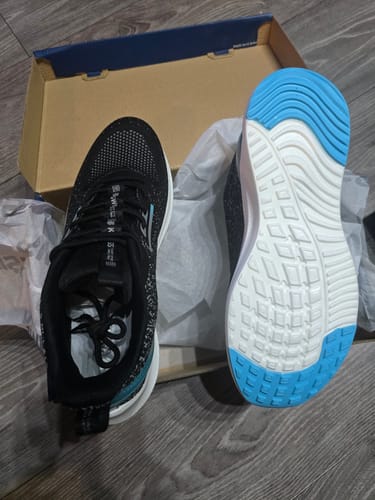 Customer photo review of Tenis Liam Men